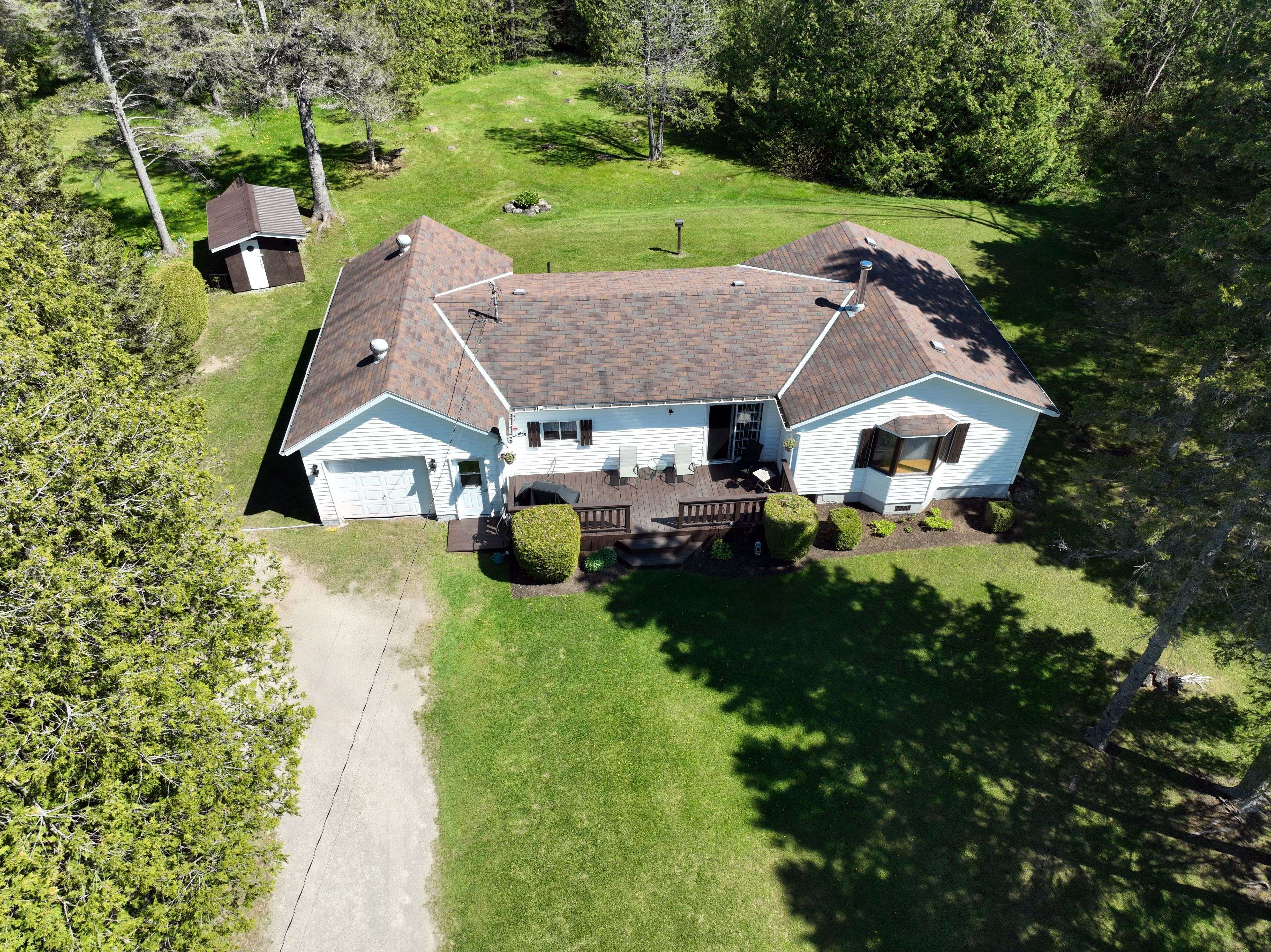 Northern Bruce Peninsula, ON N0H 1W0,187 Warner Bay RD