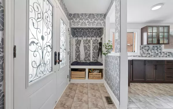 Mississauga, ON L5J 2E7,1807 Sandgate CRES