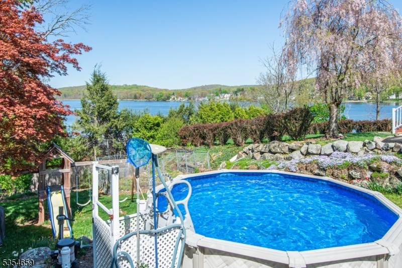 Netcong Boro, NJ 07857,23 Highland Ave