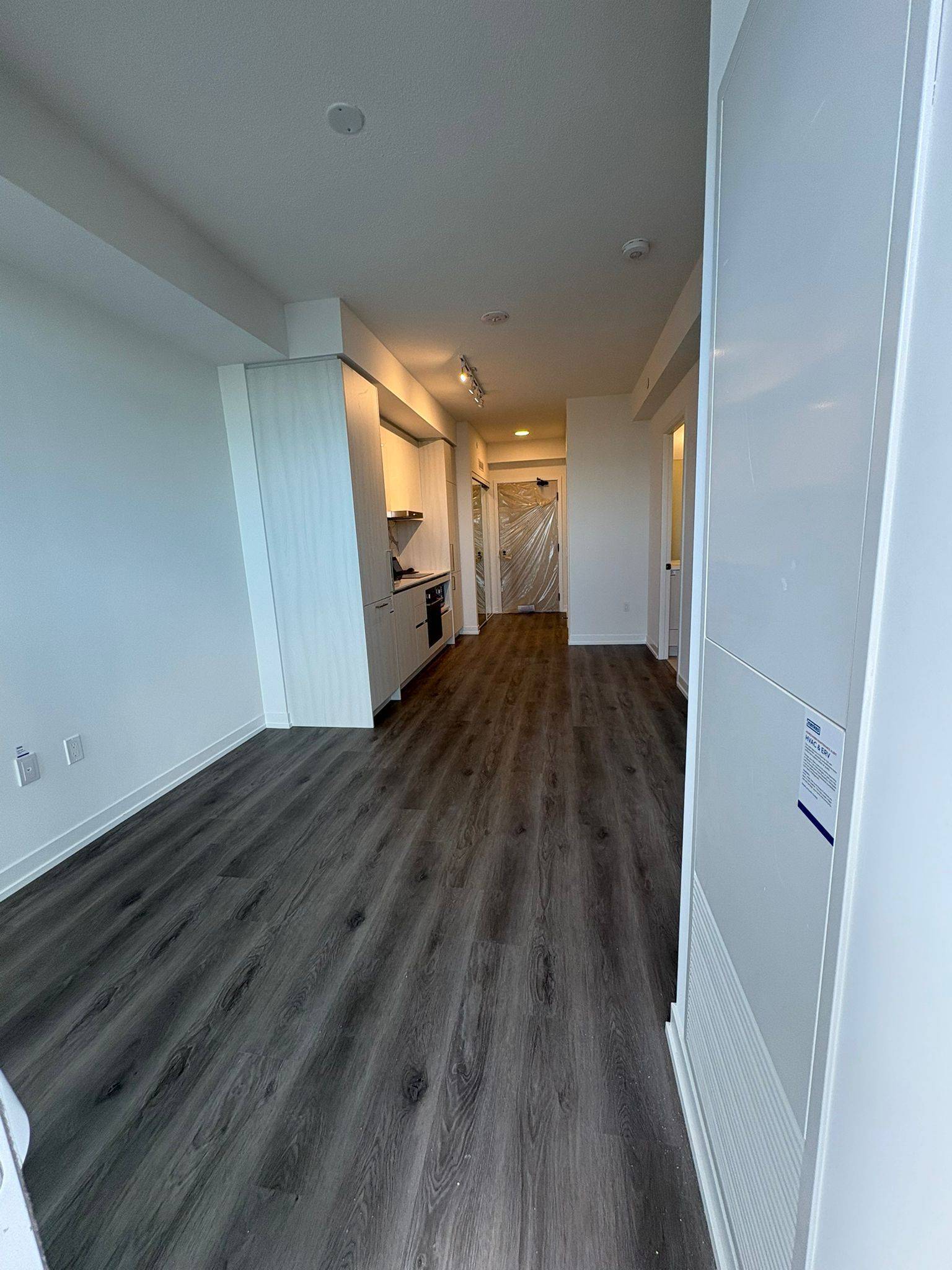Vaughan, ON L4K 0R1,225 Commerce ST #4903