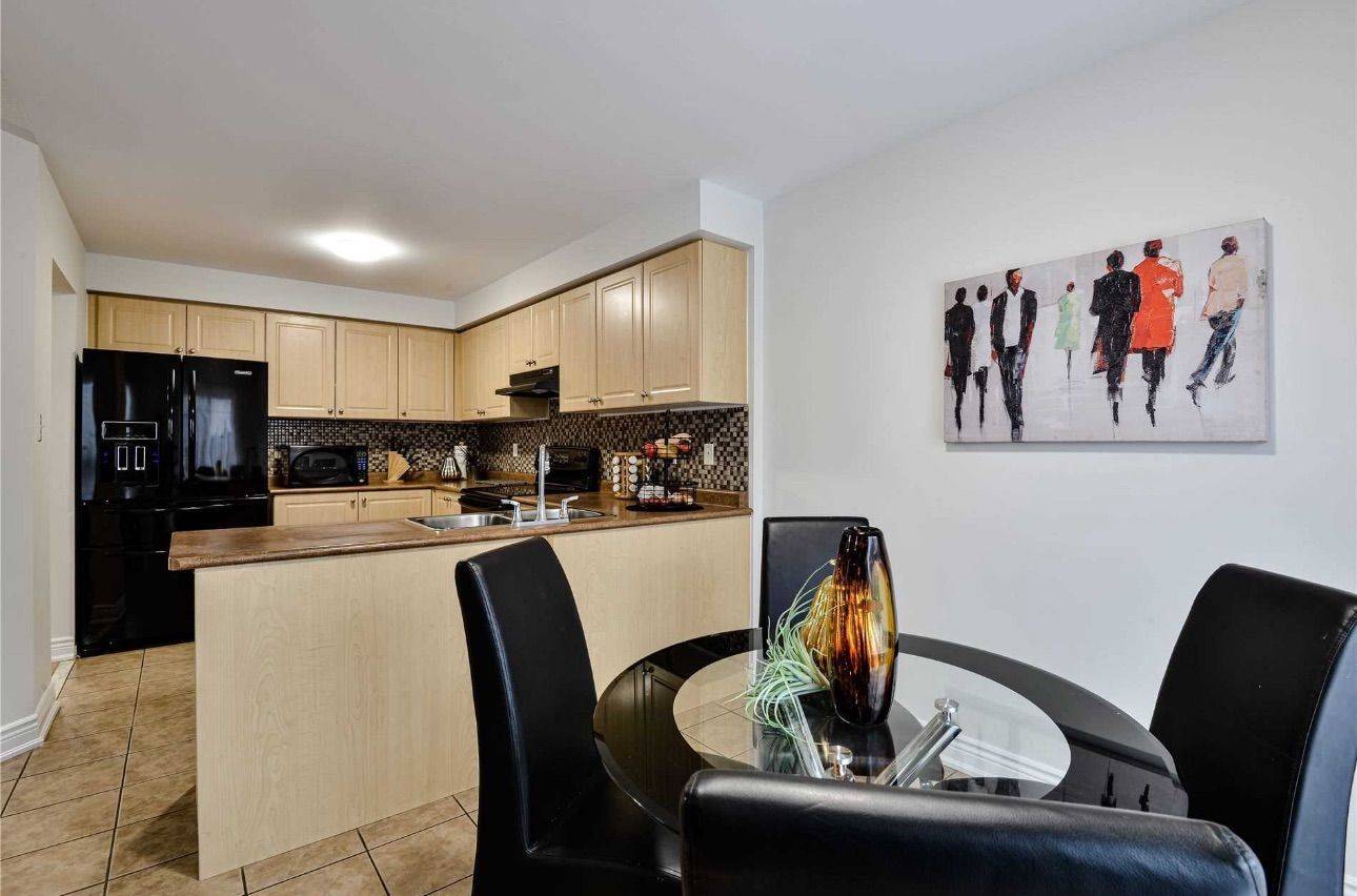 Brampton, ON L7A 0J7,17 Hollingsworth CIR