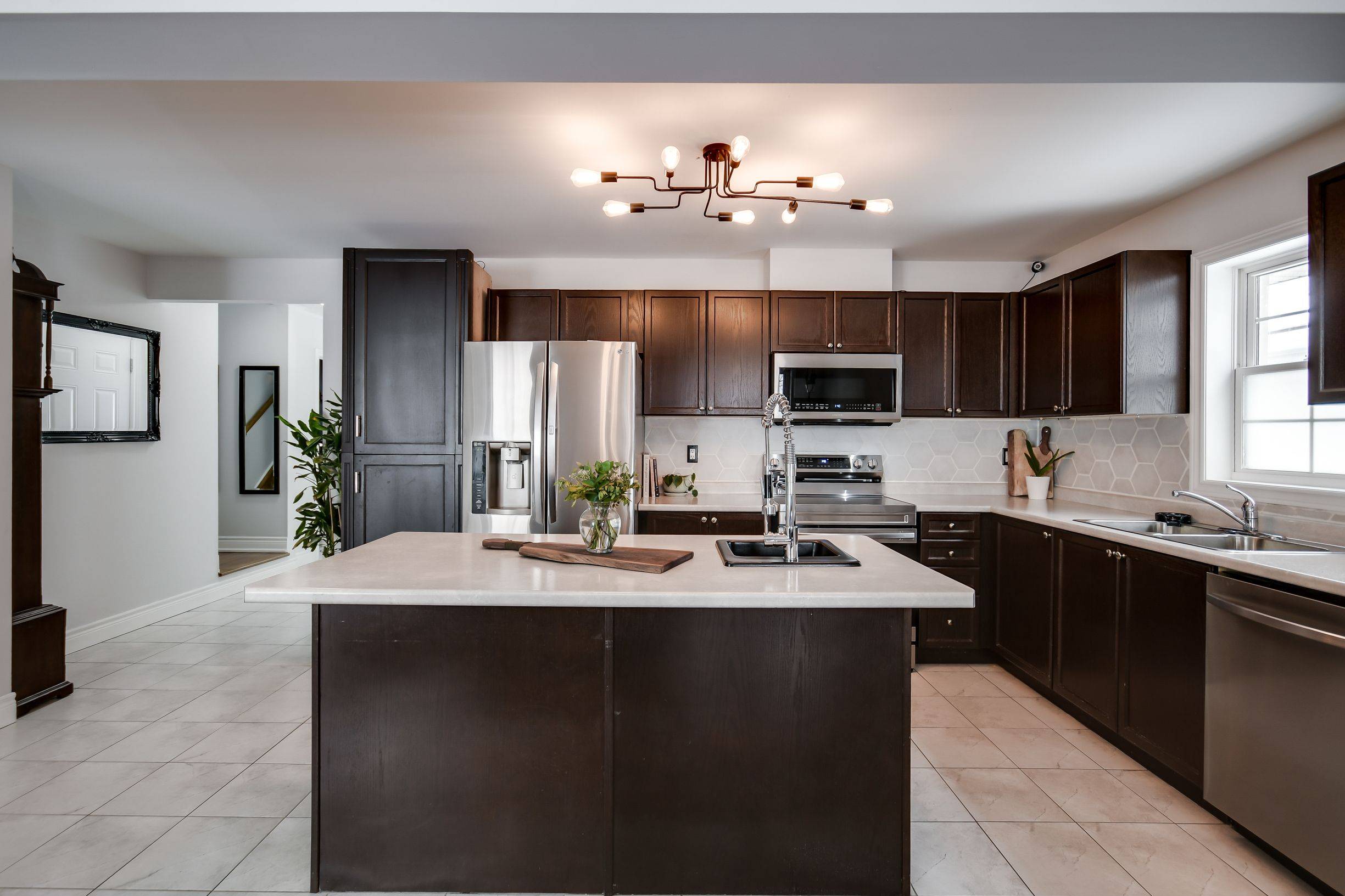 Gravenhurst, ON P1P 1B1,230 Pine ST