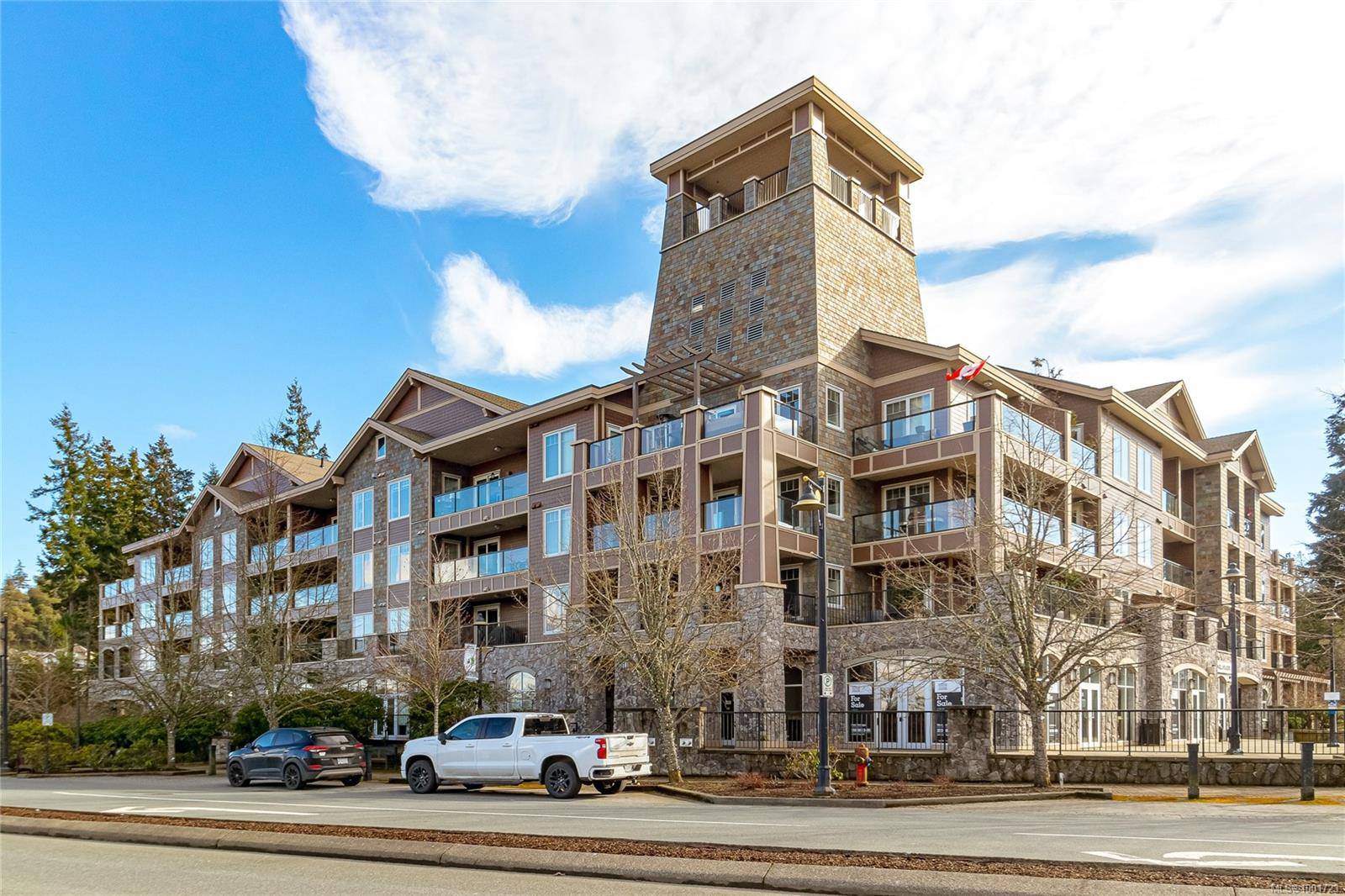 Langford, BC V9B 6T8,1325 Bear Mountain Pkwy #406