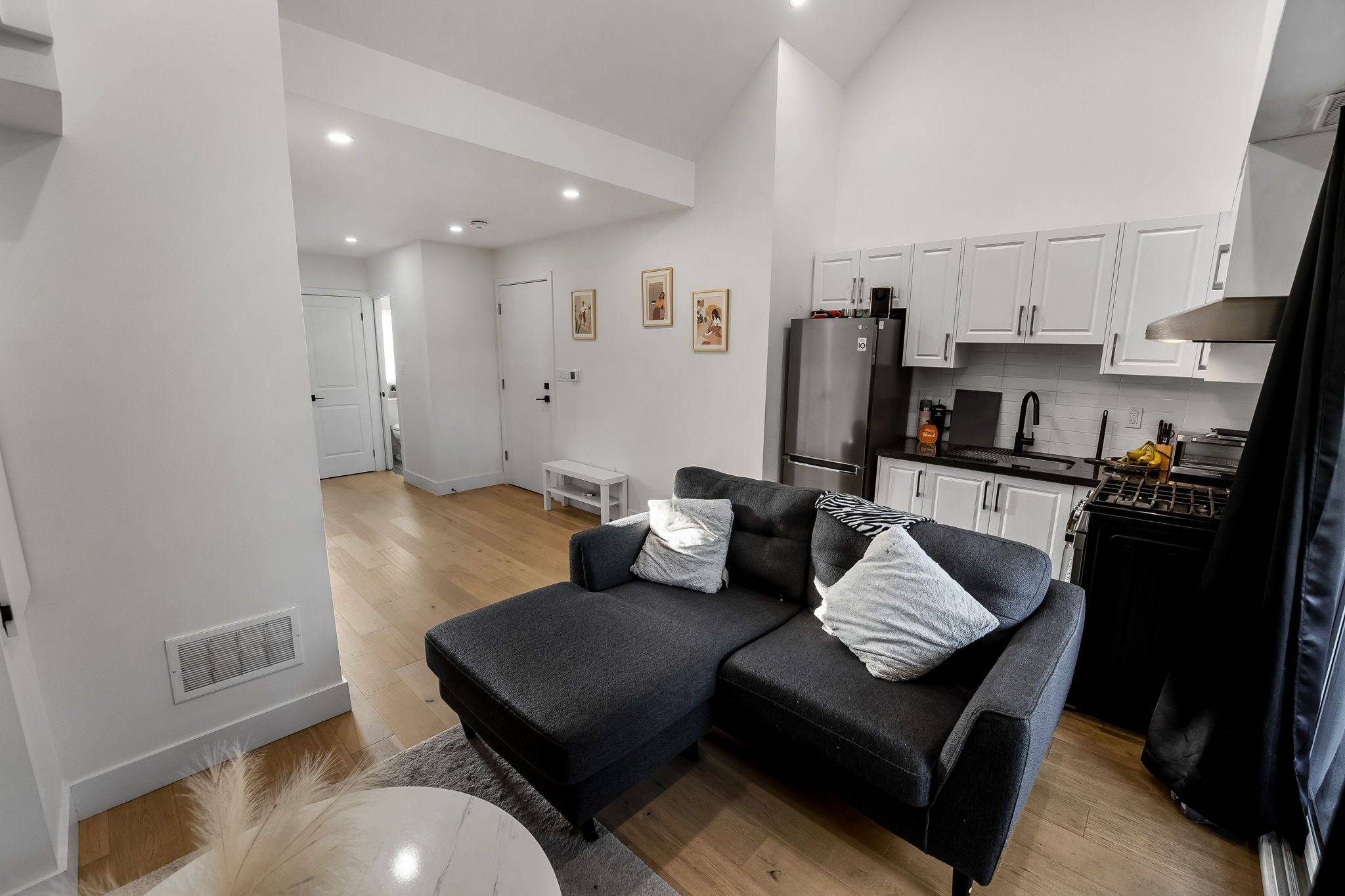 Toronto W03, ON M6N 2V9,70 Wiltshire AVE W