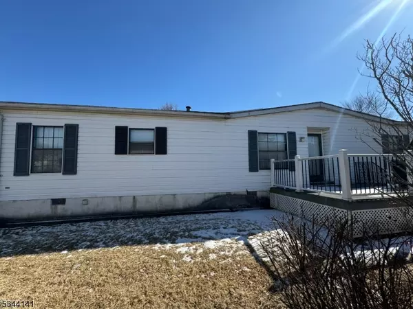 5 CAROLINE DRIVE, White Twp., NJ 07823