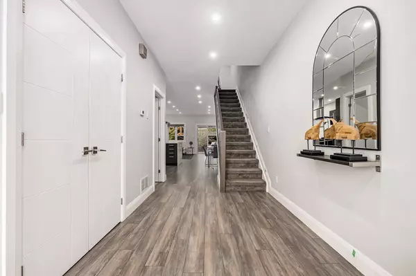 Overbrook - Castleheights And Area, ON K1K 1X4,131A Queen Mary ST