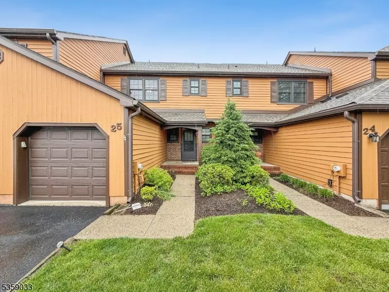 25 Manor Dr, Hillsborough Twp., NJ 08844