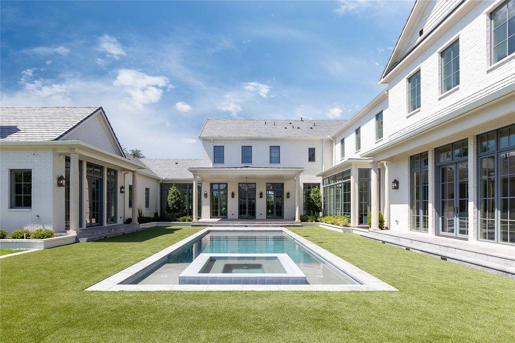 Dallas, TX 75229,5610 Lobello