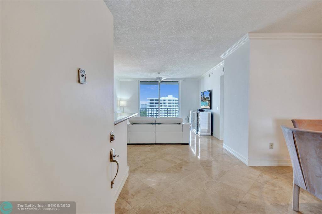 Highland Beach, FL 33487,3594 S Ocean Blvd  #1006