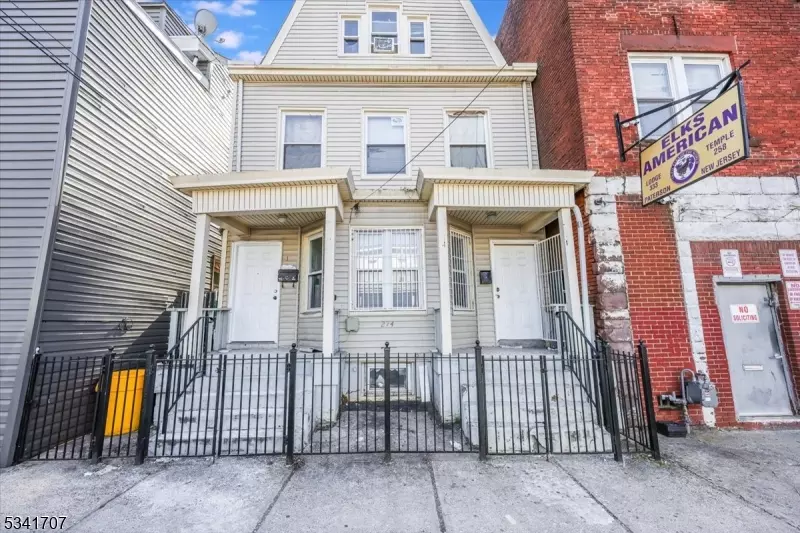 Paterson City, NJ 07501,274 Ellison St