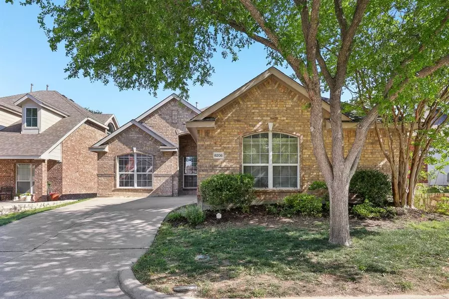 8208 Lonesome Spur Trail, Mckinney, TX 75070