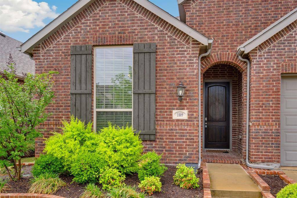 Argyle, TX 76226,1809 13th Street