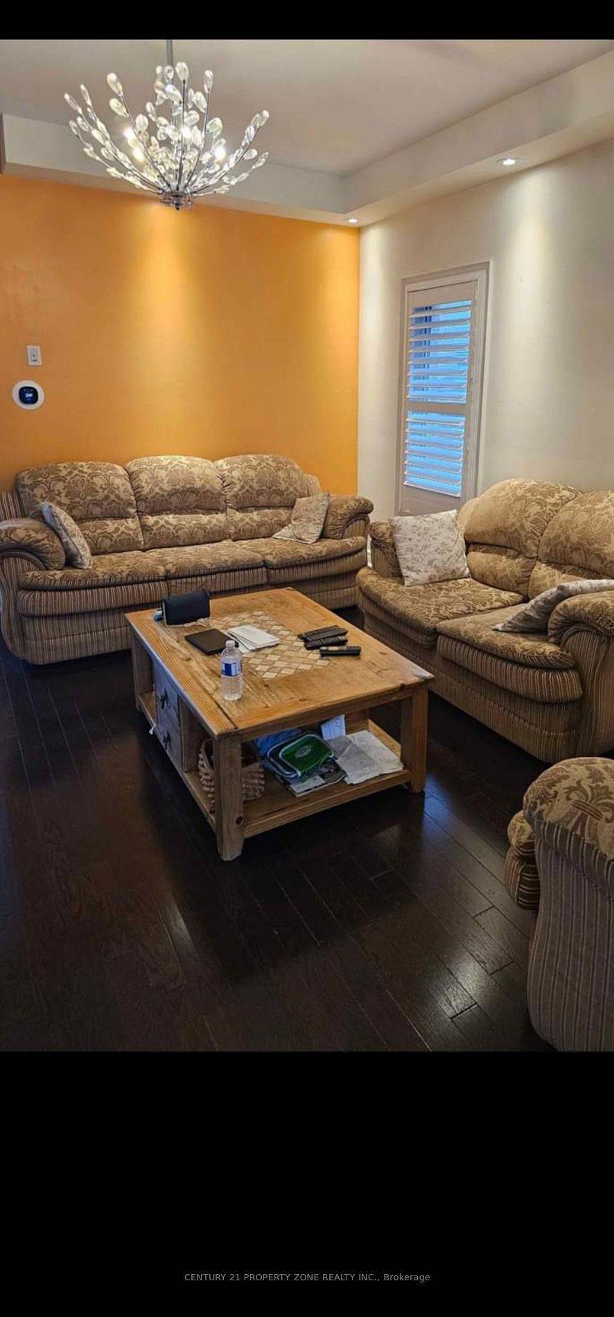 7 Lone Rock CIR, Brampton, ON L6P 3X4