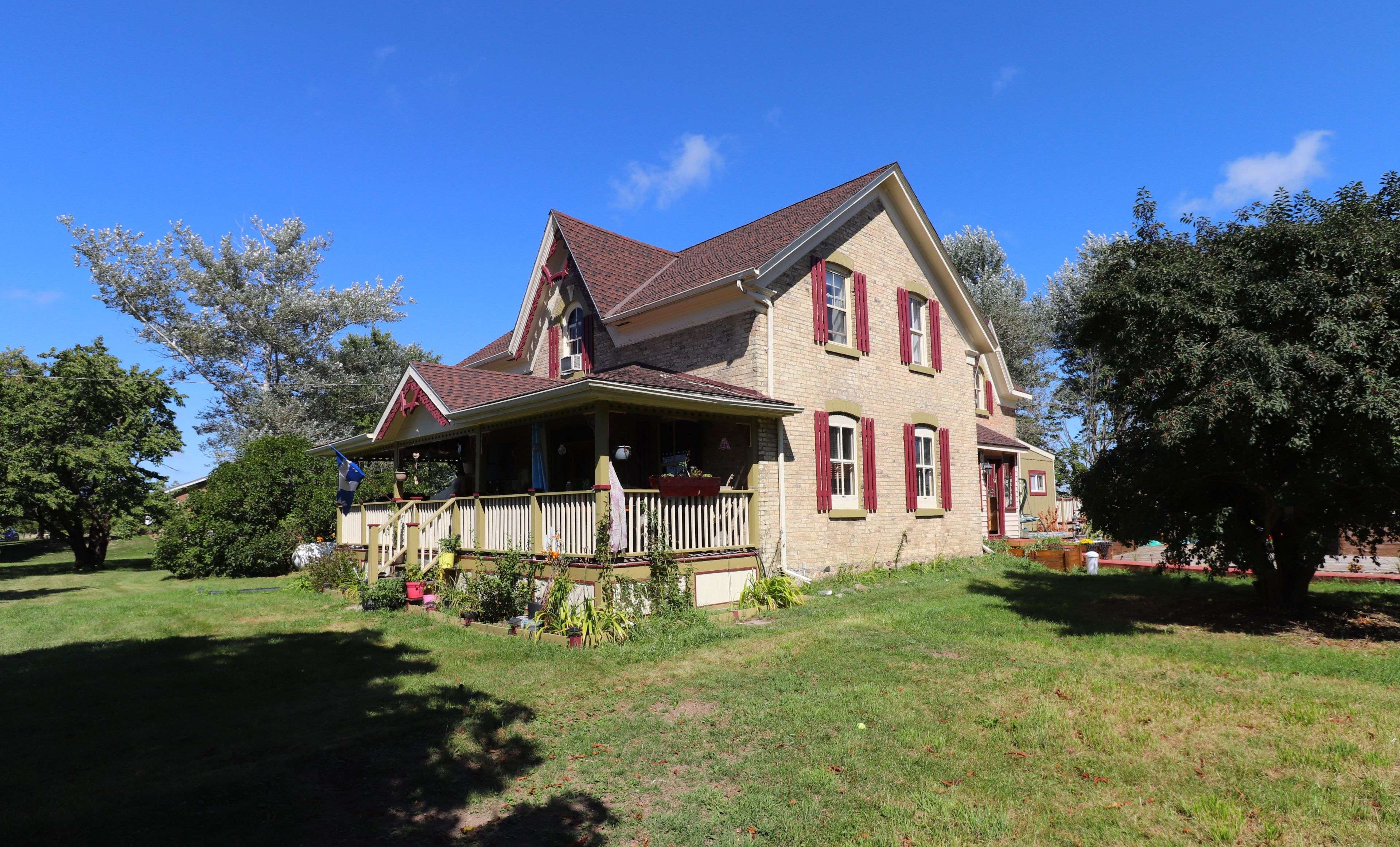 Ashfield-colborne-wawanosh, ON N7A 3X9,85042 Bluewater HWY