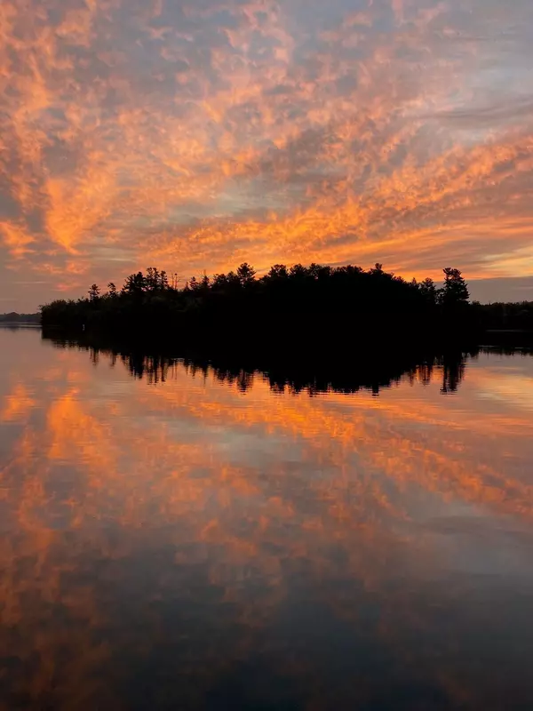 Selwyn, ON K0L 2H0,2187 Marshall LN