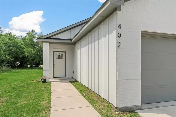 Hillsboro, TX 76645,402 Peabody Street