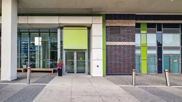 Mississauga, ON L5B 0G7,360 Square One DR #1203