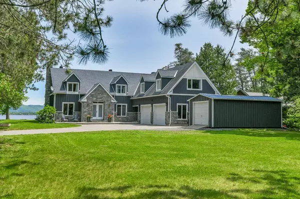 164 Bayview DR, Constance Bay - Dunrobin - Kilmaurs - Woodlawn, ON K0A 3M0