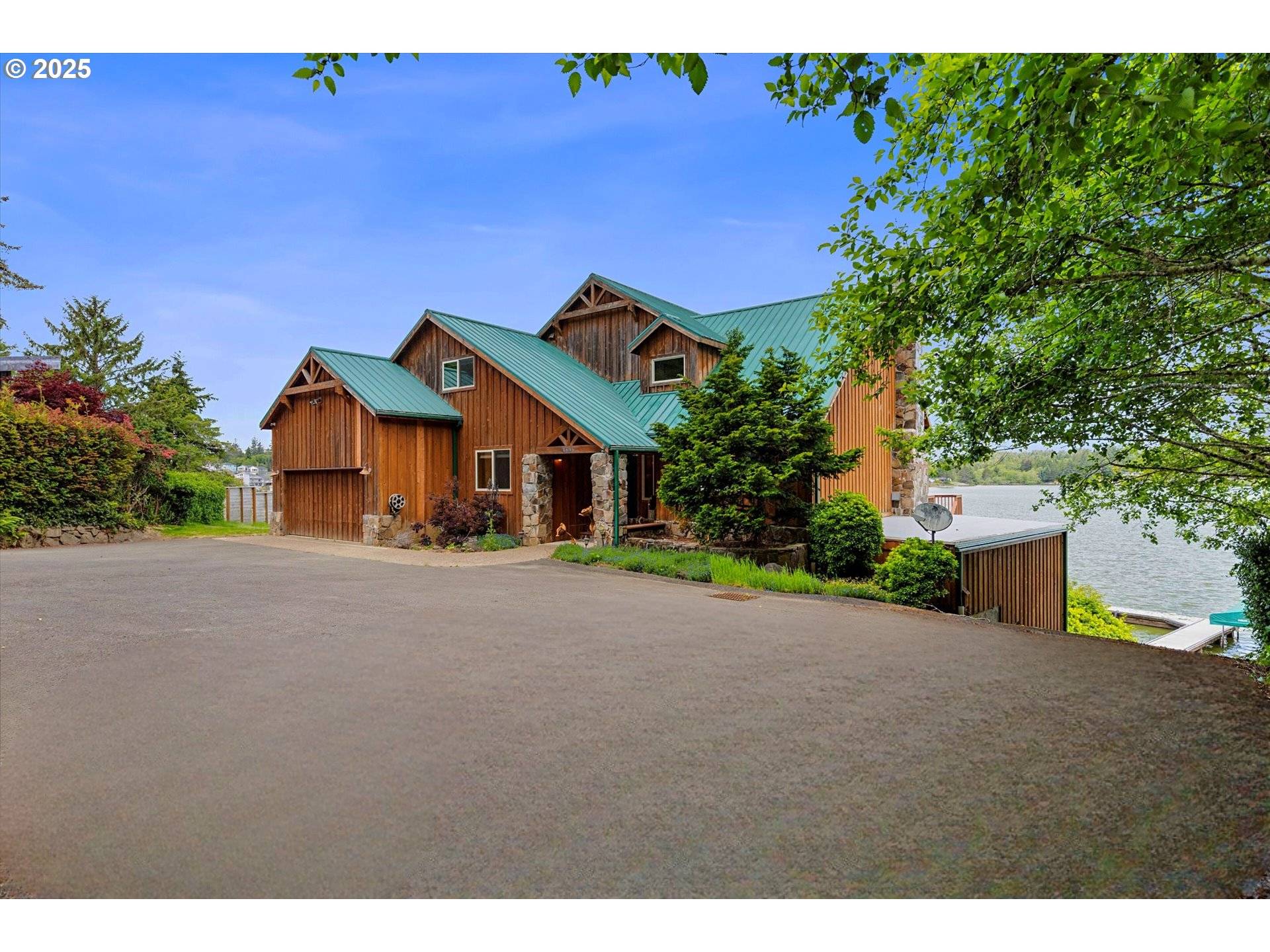 Otis, OR 97368,1635 NE EAST DEVILS LAKE RD