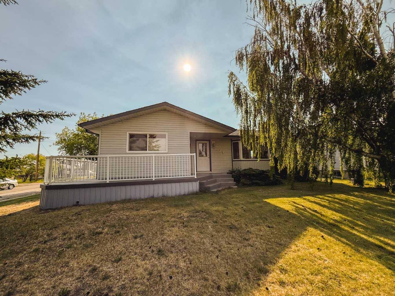 4639 54 ST, Rycroft, AB T0H 3A0