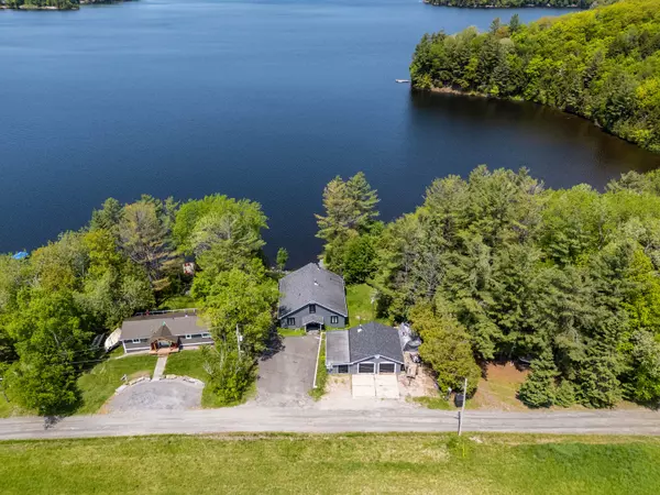 Muskoka Lakes, ON P0B 1M0,1378-3 Three Mile Lake RD