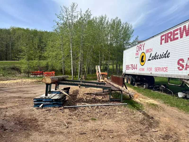 25204 Township Road 364 Township, Rural Red Deer County, AB T0M1R0