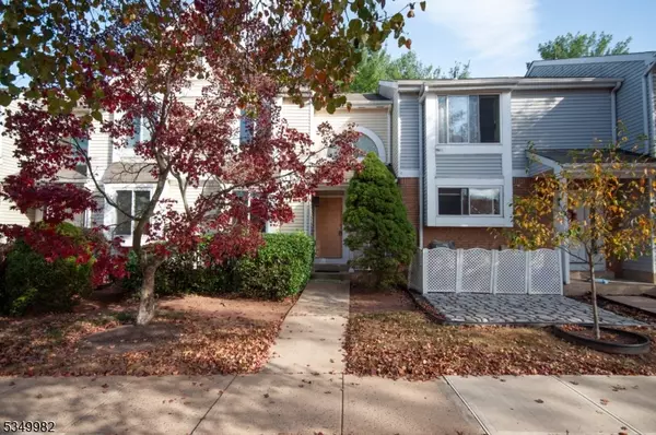 7 Whitehall Ct, Hillsborough Twp., NJ 08844