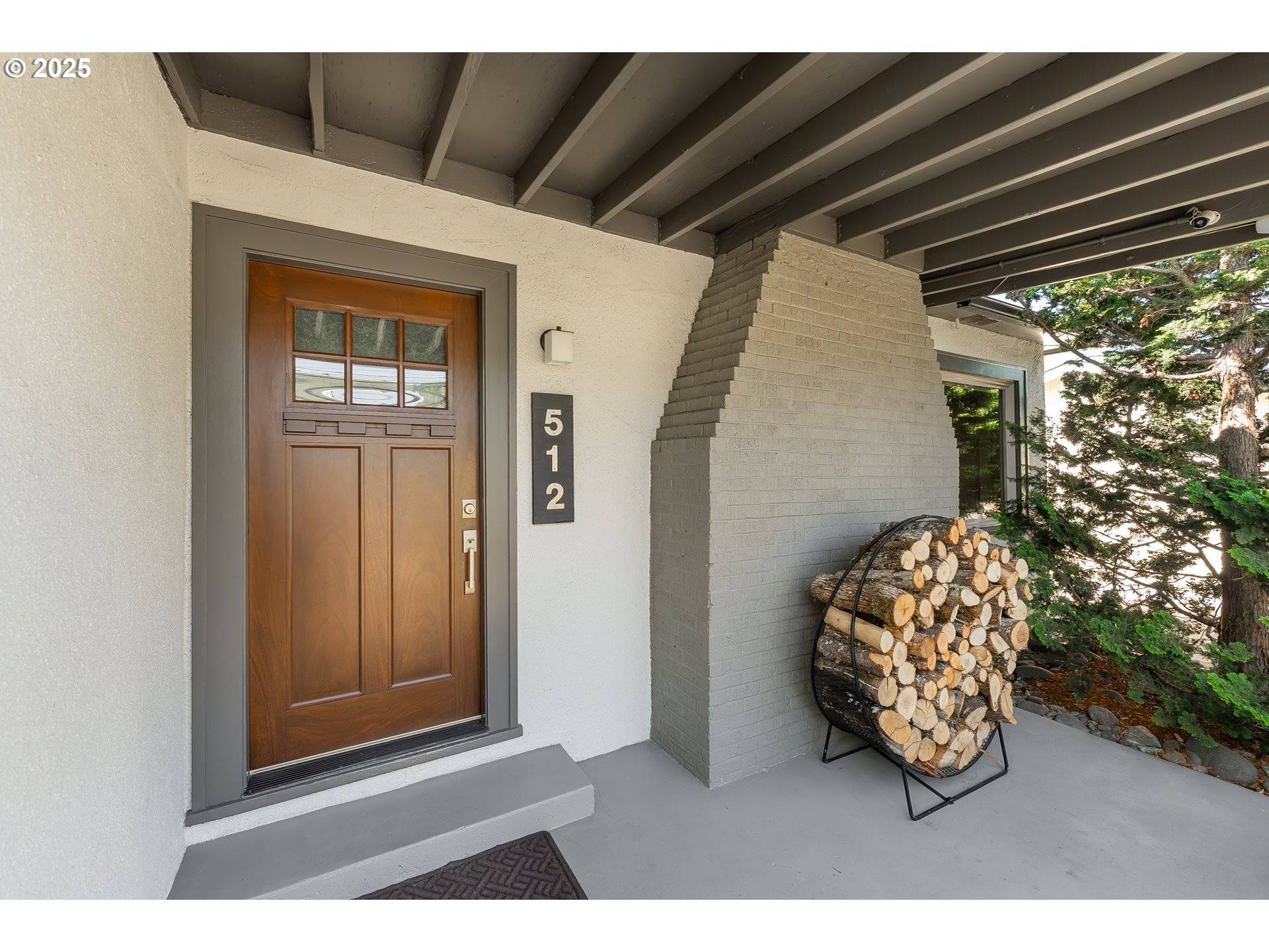 Myrtle Creek, OR 97457,512 NE DIVISION ST