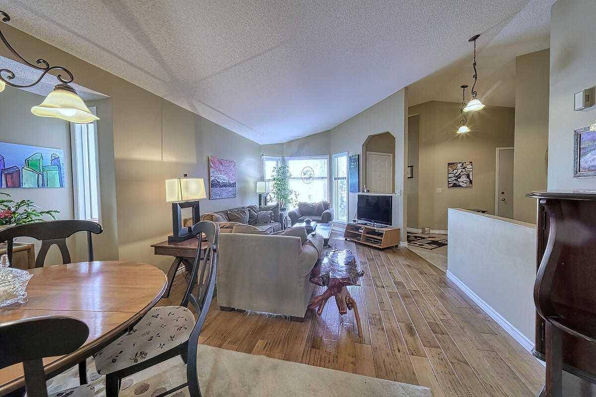 Calgary, AB T3G 3V4,473 Citadel Hills CIR Northwest