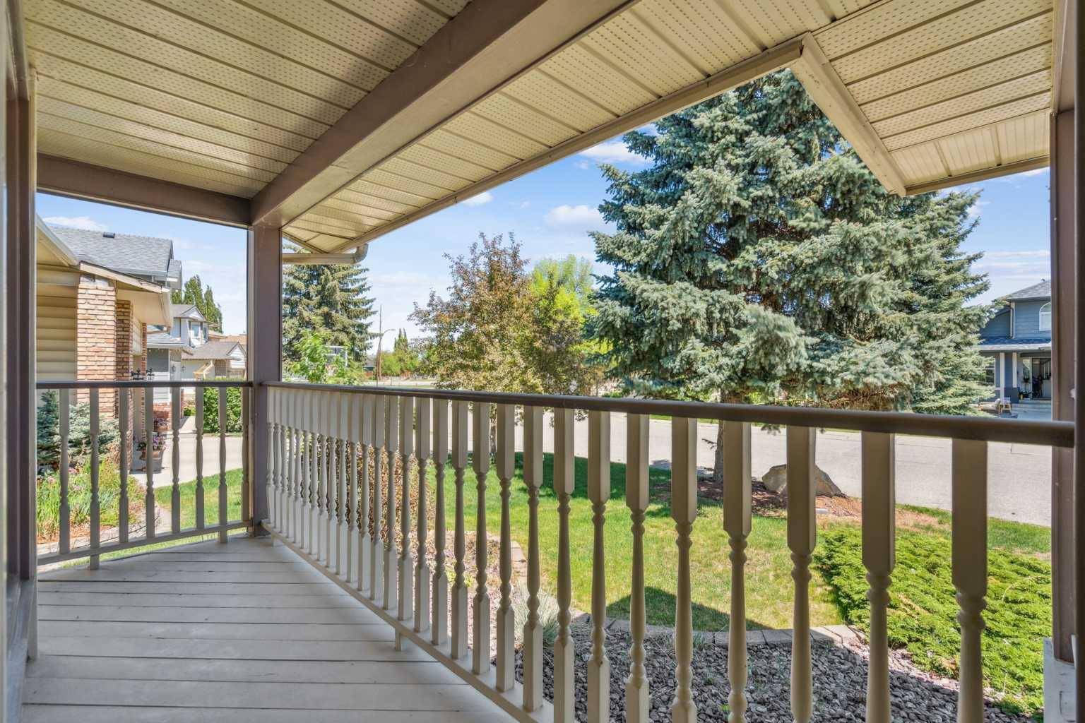 Calgary, AB T2X 3A6,64 Sunrise CRES Southeast