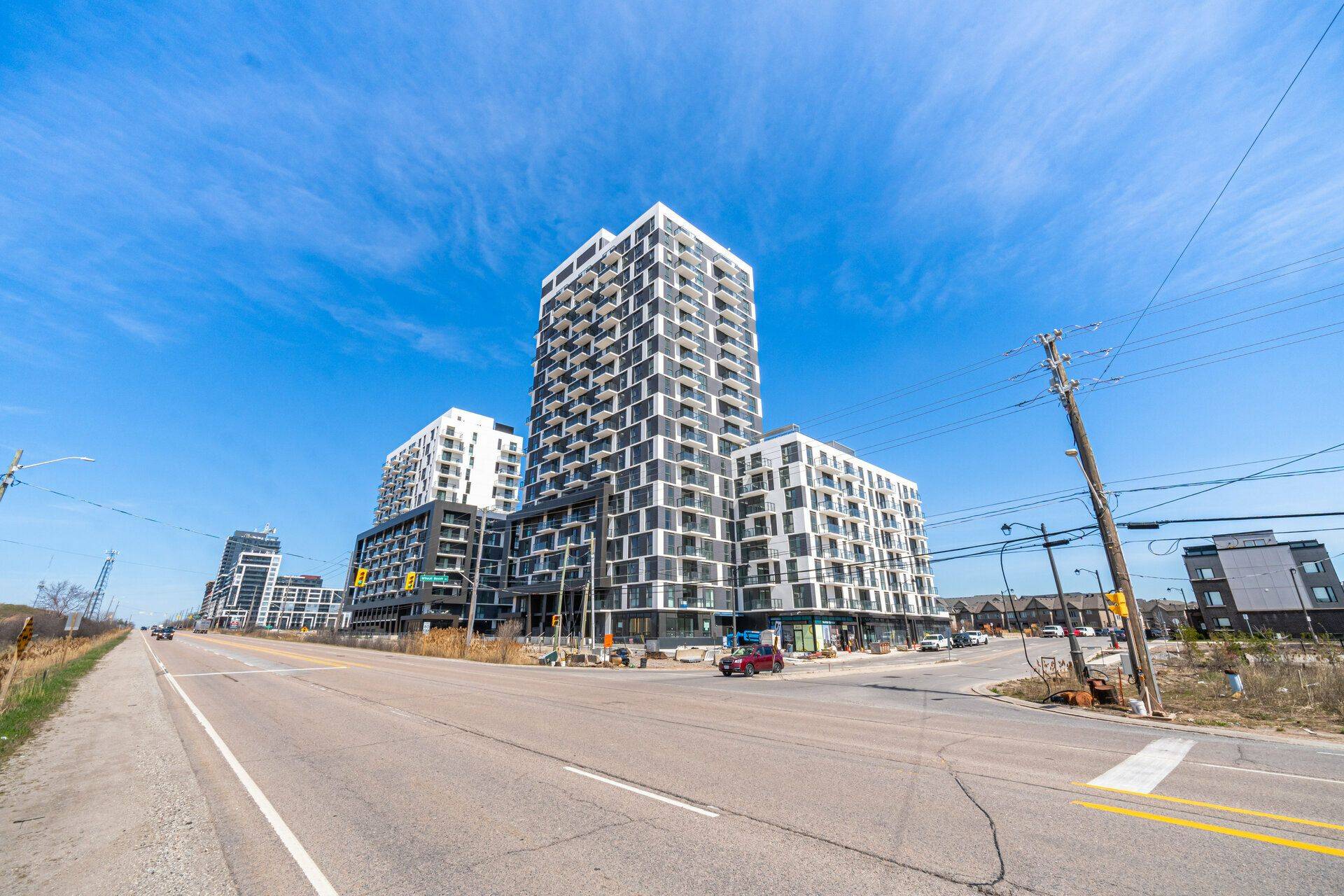 Oakville, ON L6H 7X4,335 Wheat Boom DR #315