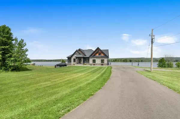 Alfred And Plantagenet, ON K0B 1L0,3795 CONCESSION 1 ST