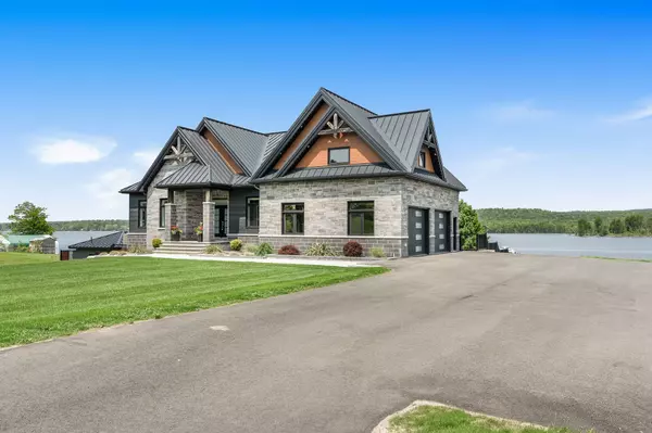 Alfred And Plantagenet, ON K0B 1L0,3795 CONCESSION 1 ST