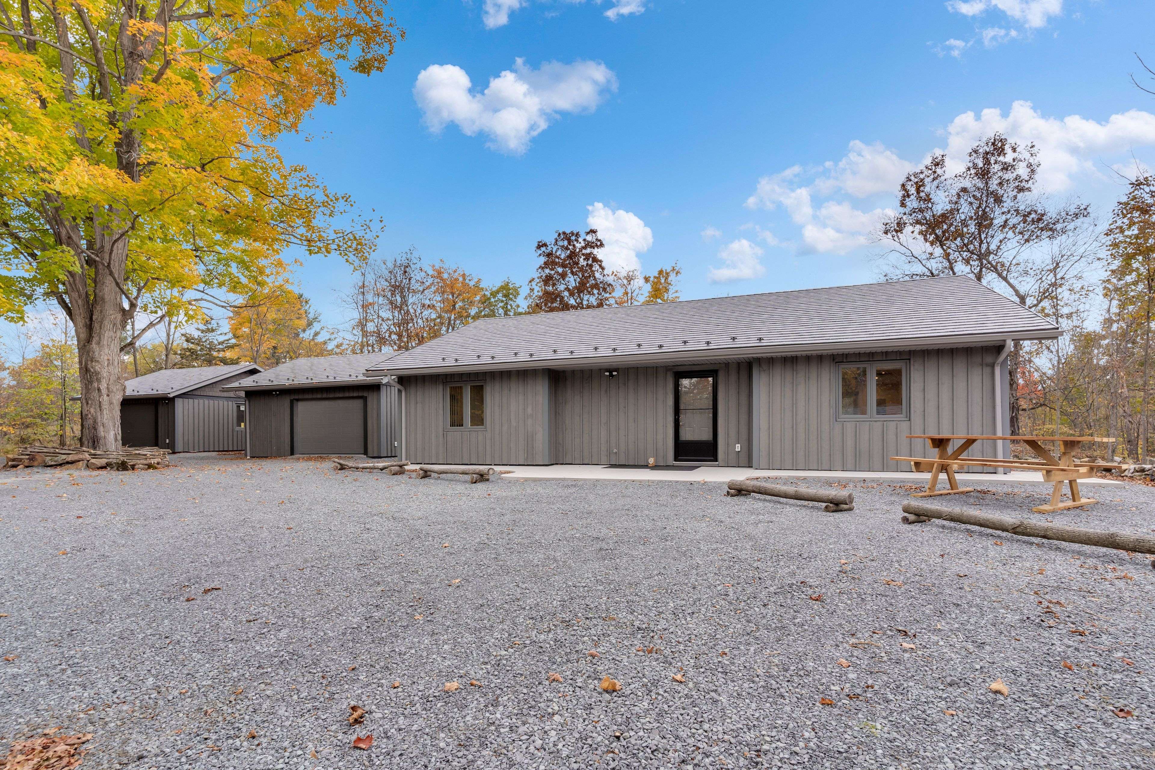 Frontenac, ON K0H 2L0,6179 NORTH SHORE RD