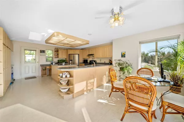 North Saanich, BC V8L 5E6,1636 Barkley Pl