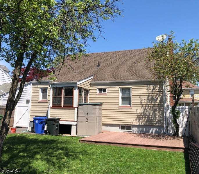 Linden City, NJ 07036,427 Miltonia St