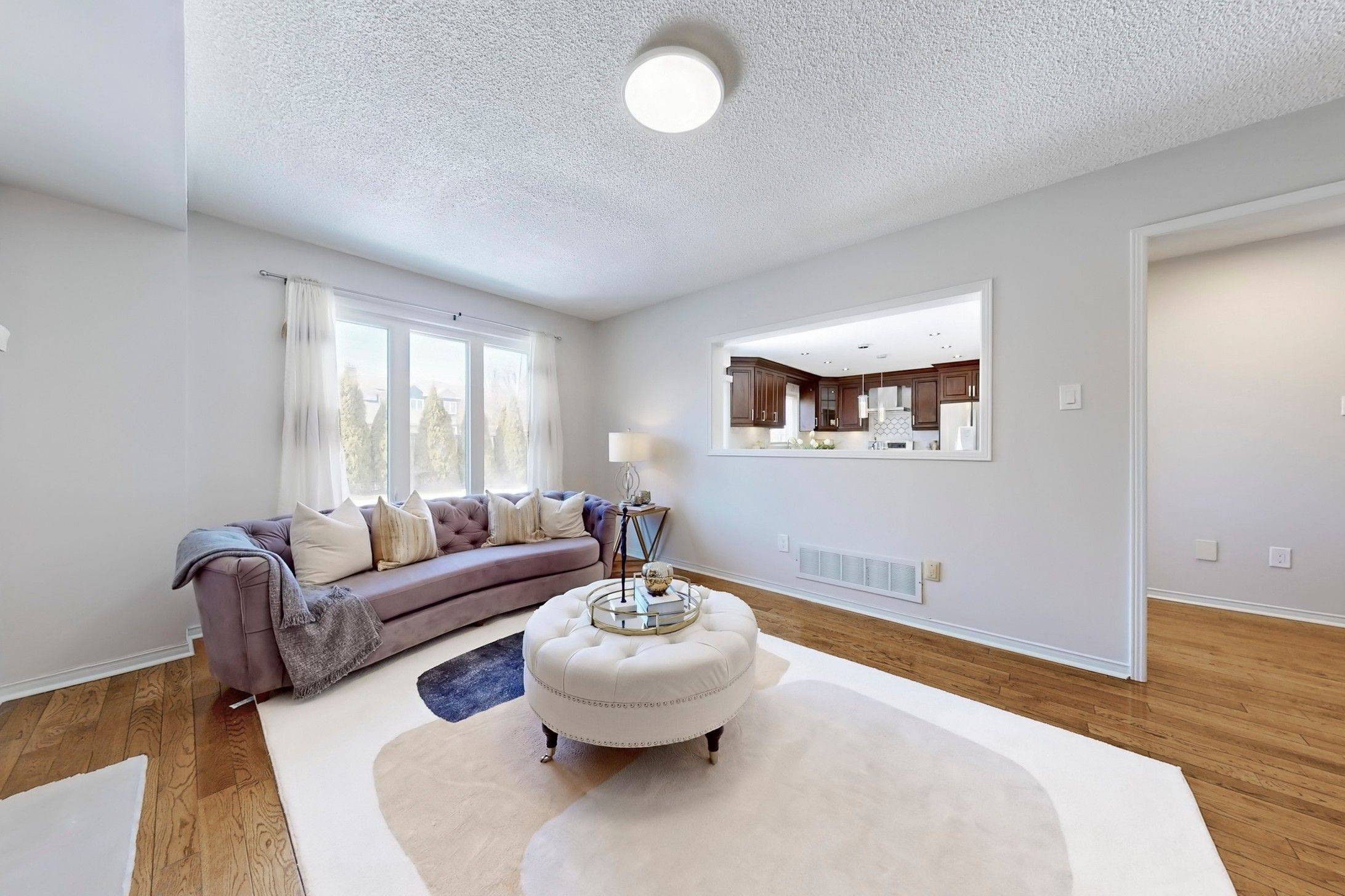Mississauga, ON L5V 1L1,1117 Vanrose ST