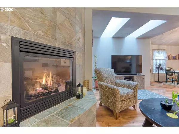 Coos Bay, OR 97420,983 SEAGATE