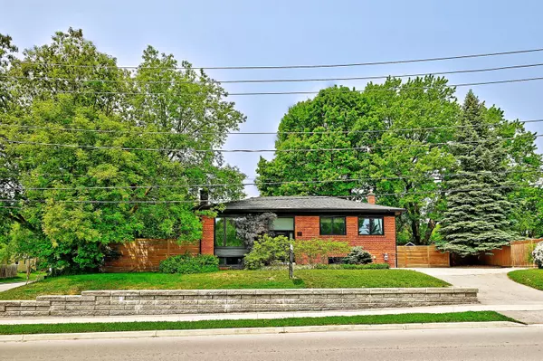 93 Queen ST, Newmarket, ON L3Y 2E7