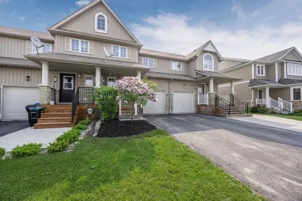 New Tecumseth, ON L9R 0B8,87 Warman ST