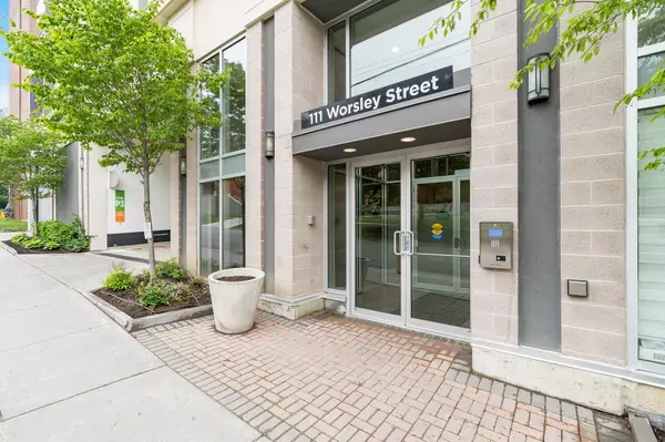 Barrie, ON L4M 0J5,111 Worsley ST #305