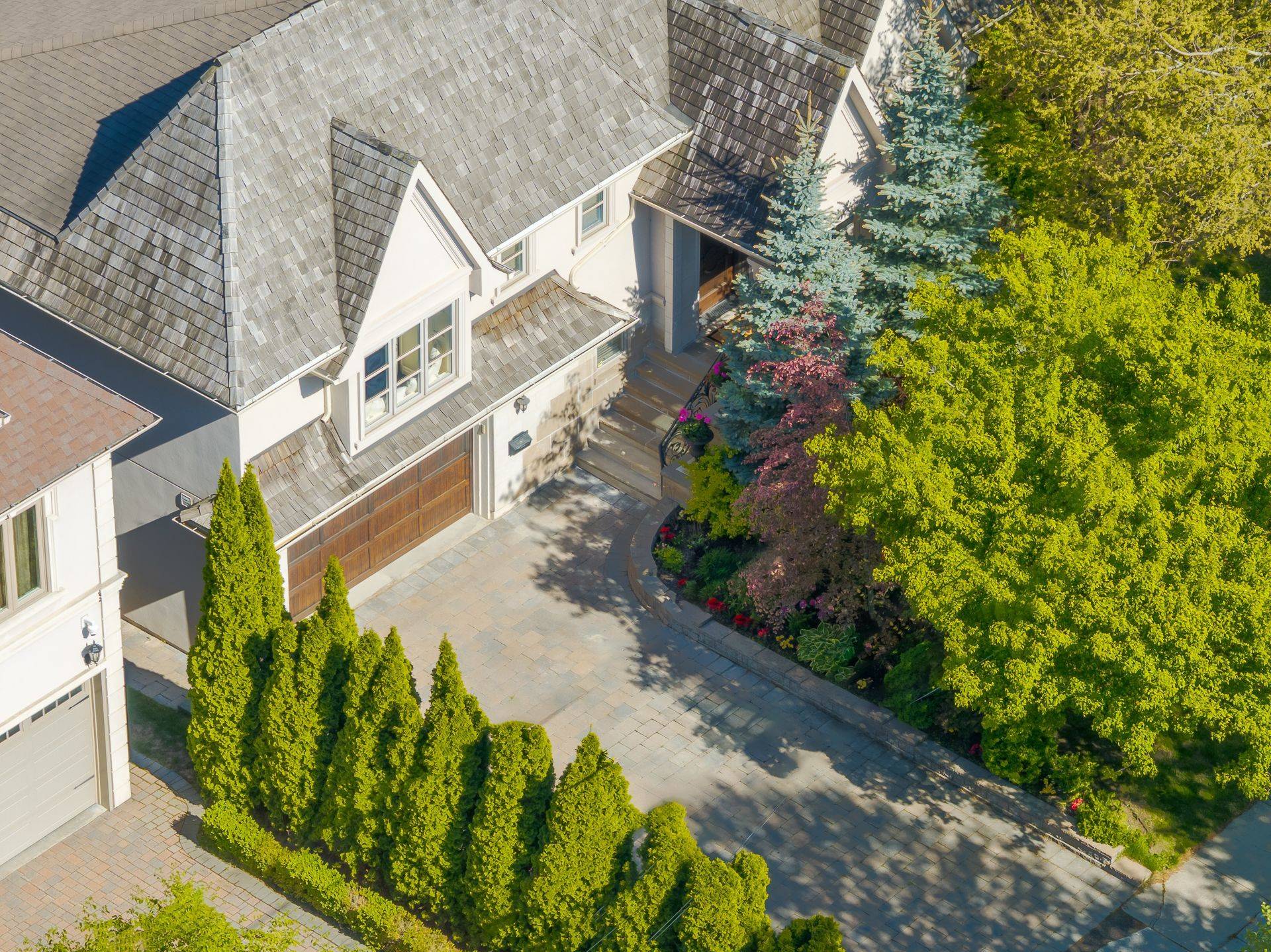 Toronto C12, ON M2L 1M7,43 Fenn AVE