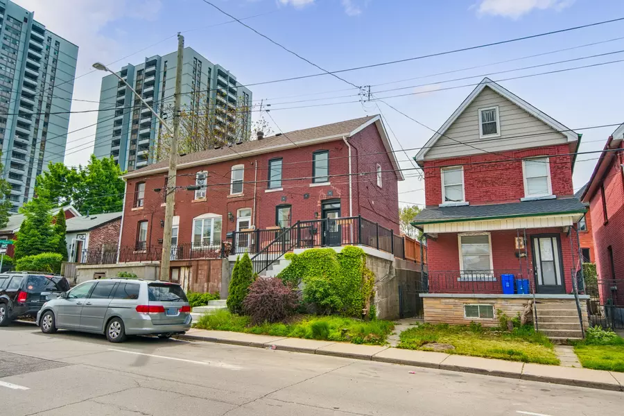 189 QUEEN ST N, Hamilton, ON L8R 2W2