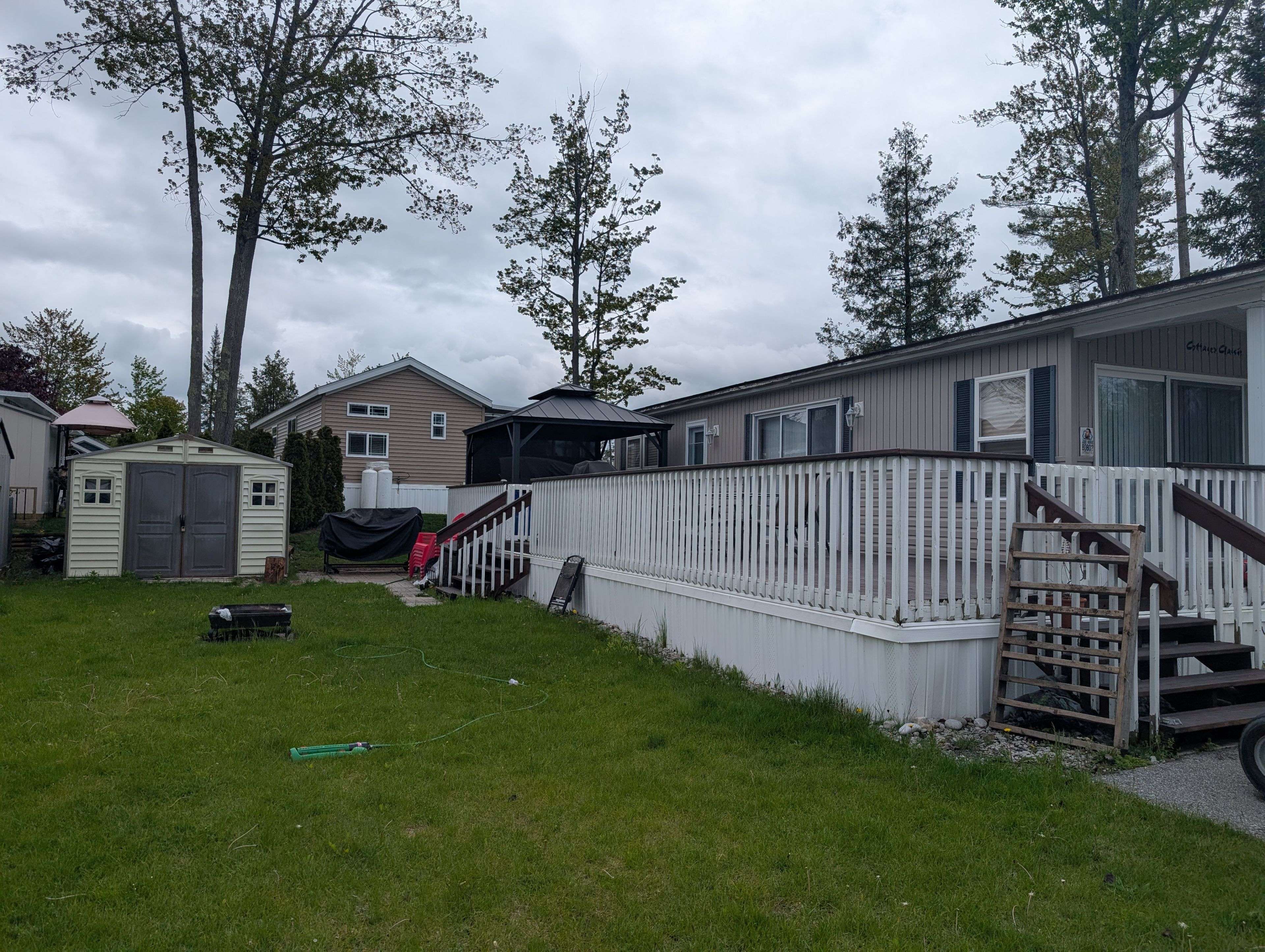 Wasaga Beach, ON L9Z 1X7,5 CHIPPEWA TRL