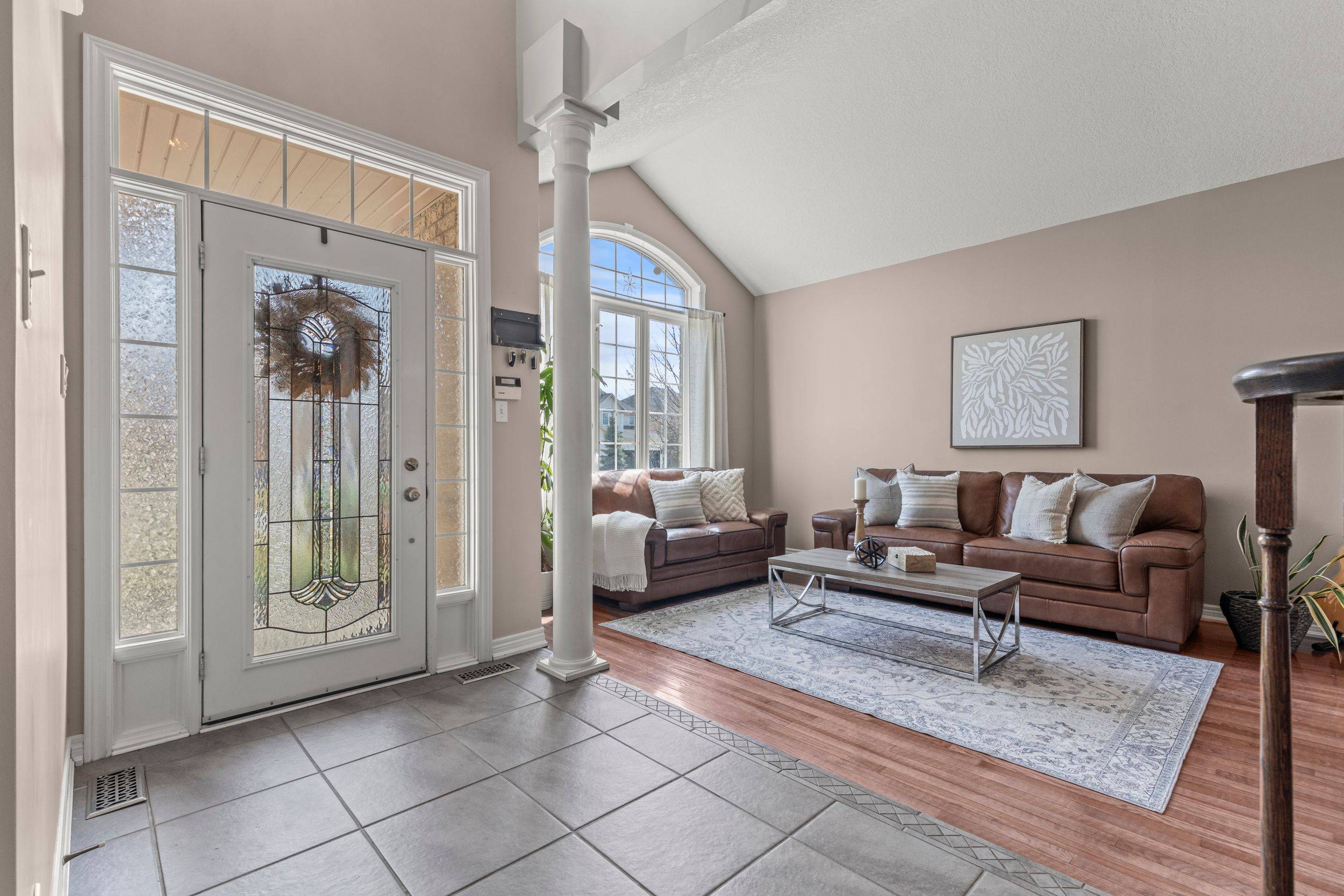 Hamilton, ON L9K 1R7,52 Biggs AVE