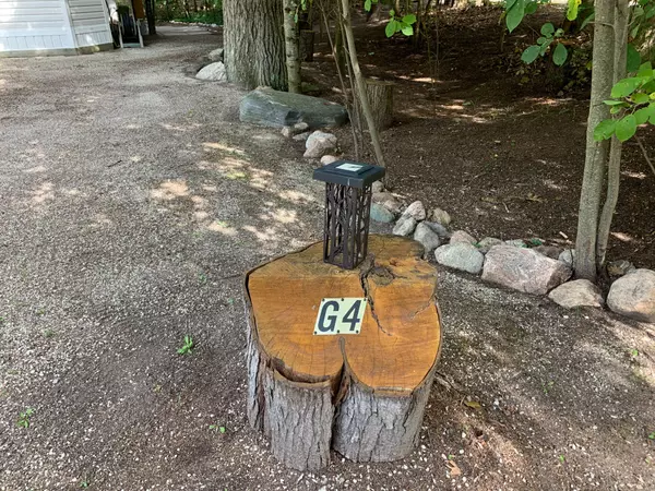Wasaga Beach, ON L9Z 1X7,85 Theme Park DR #G4
