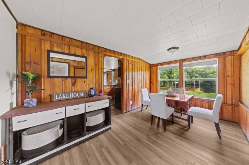 Hampton Twp., NJ 07860,31 Plaza Dr