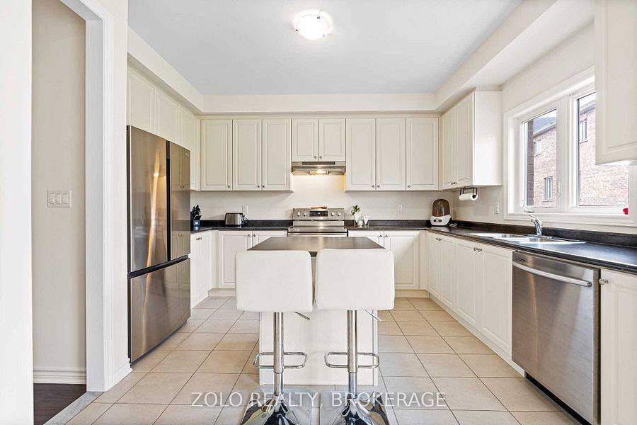 Thorold, ON L2V 0J5,7 Palace ST