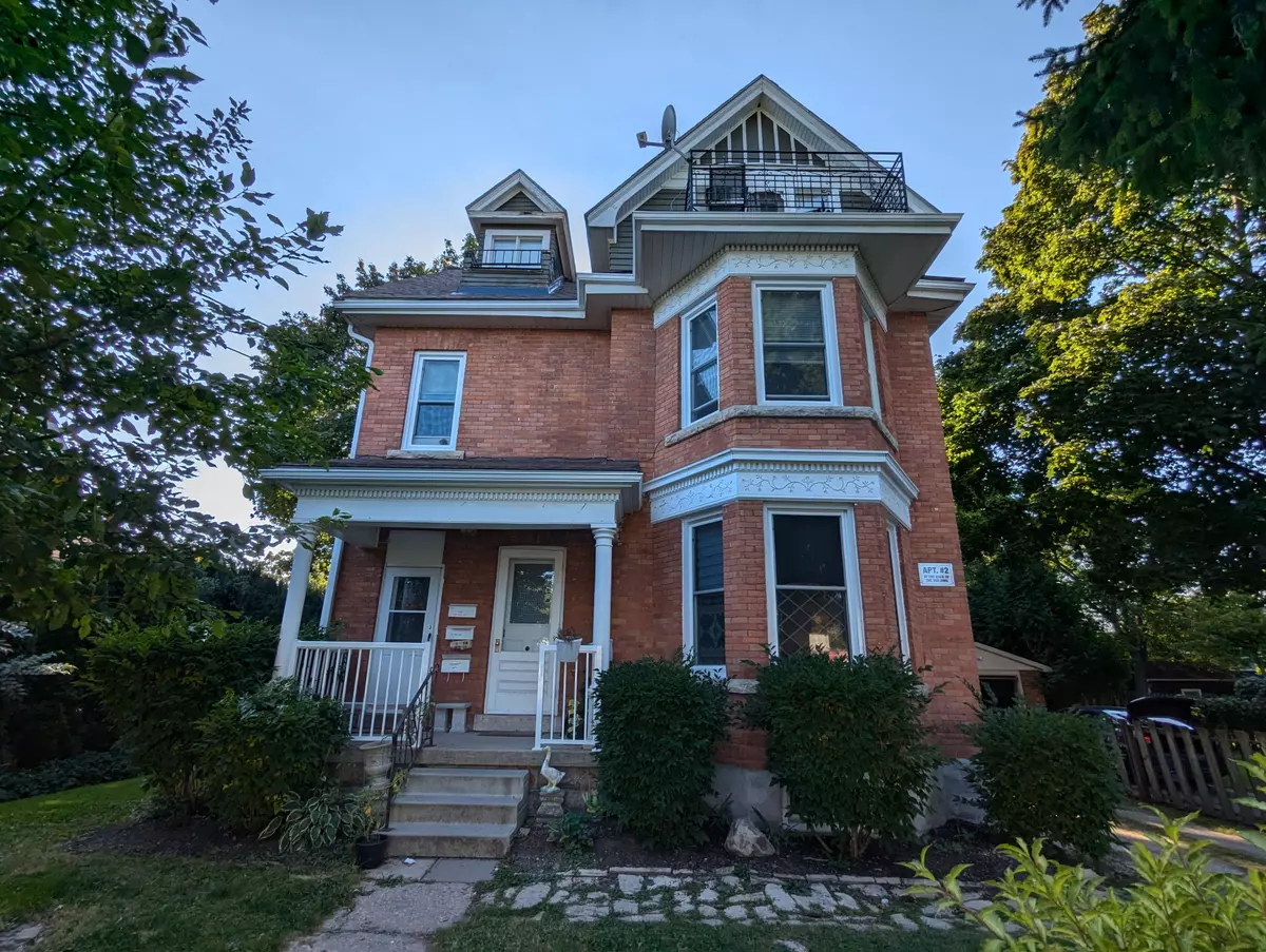 Owen Sound, ON N4K 4X1,1366 4TH AVE W