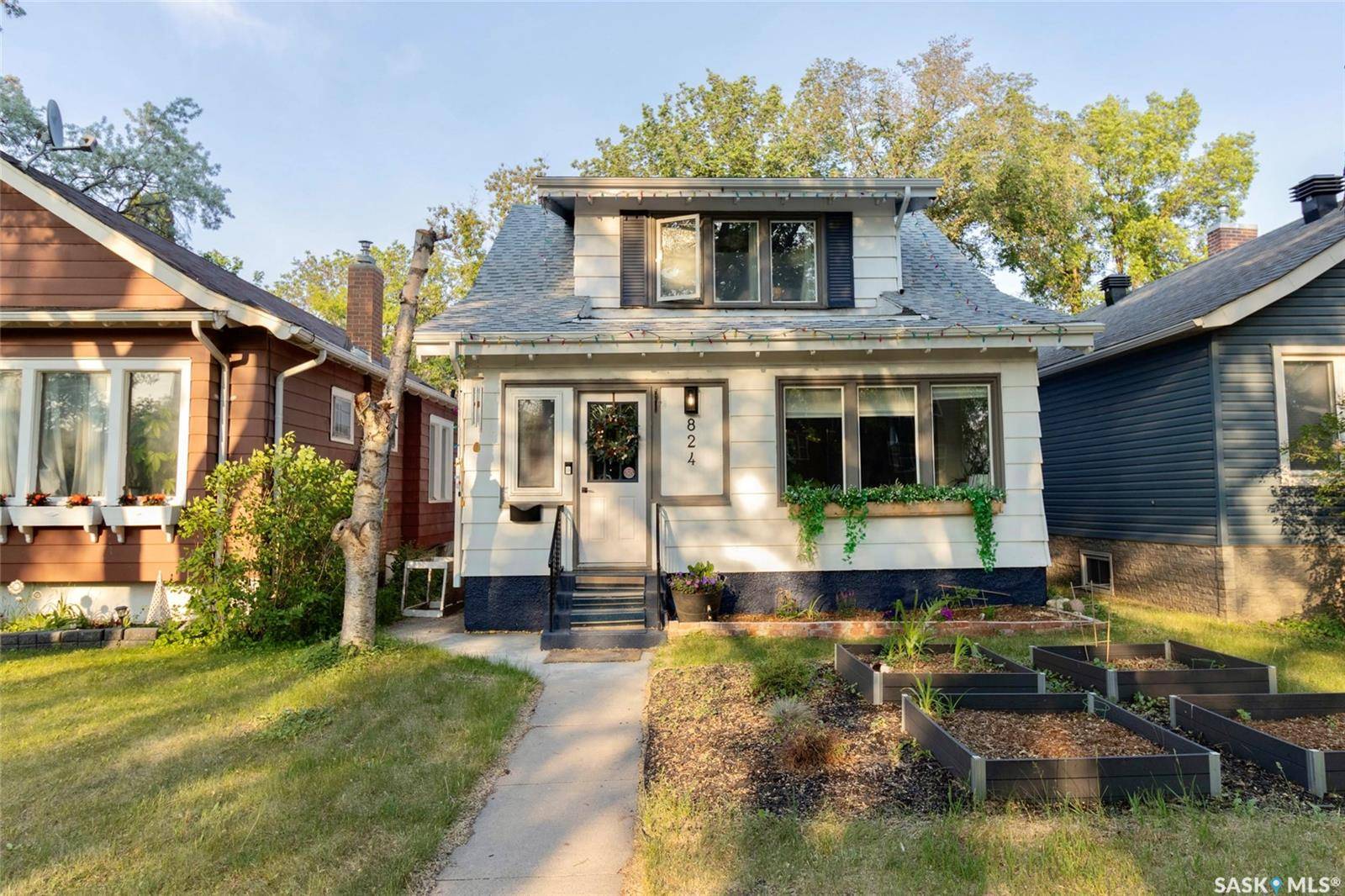 824 4th AVENUE N, Saskatoon, SK S7K 2N4